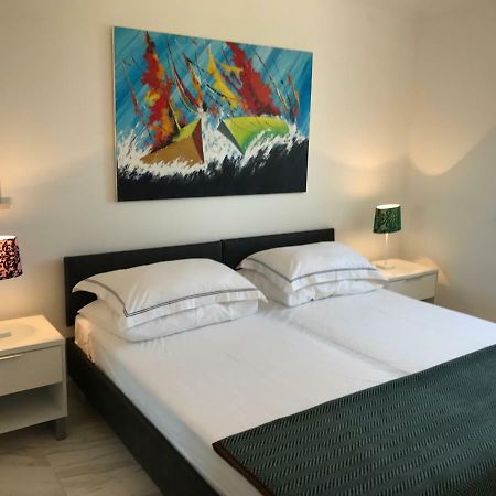 Apartments Victoria Privlaka Привлака Екстериор снимка