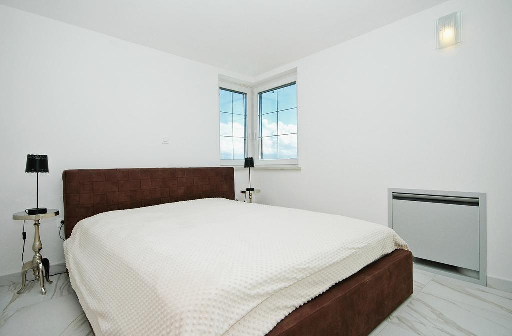 Apartments Victoria Privlaka Привлака Стая снимка